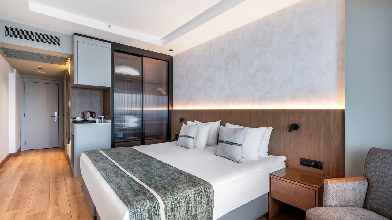 Photo of Bedroom in Kusadasi City Centre
