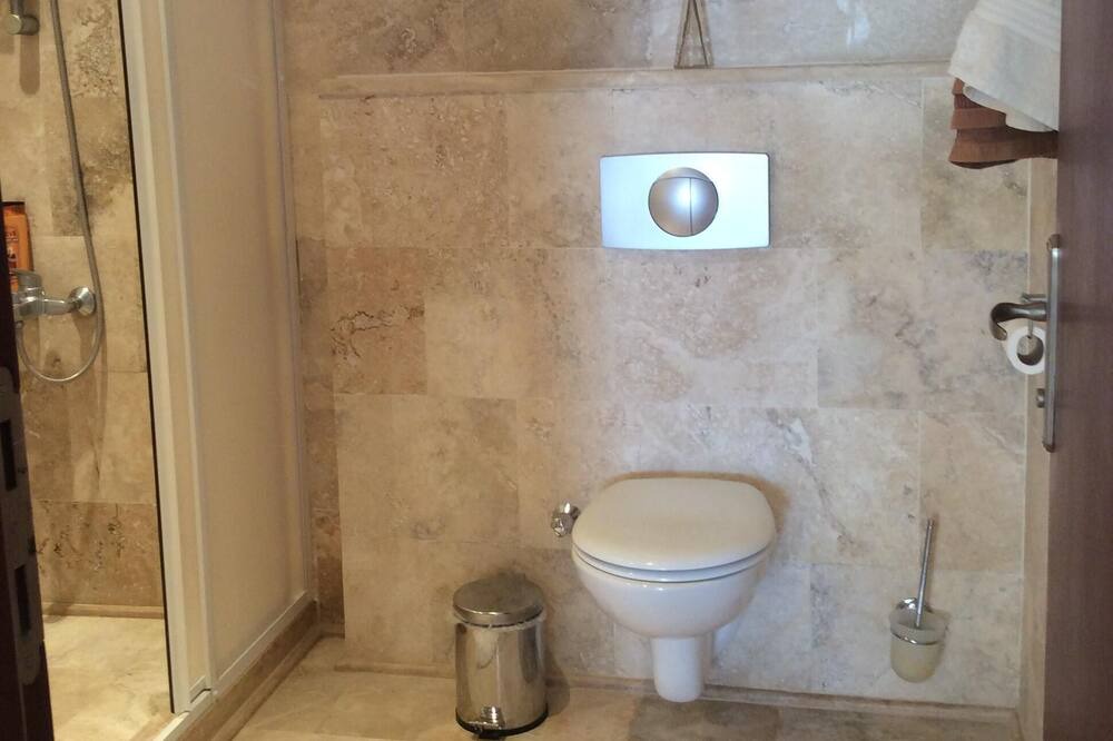 Photo of Bathroom in Gundogan