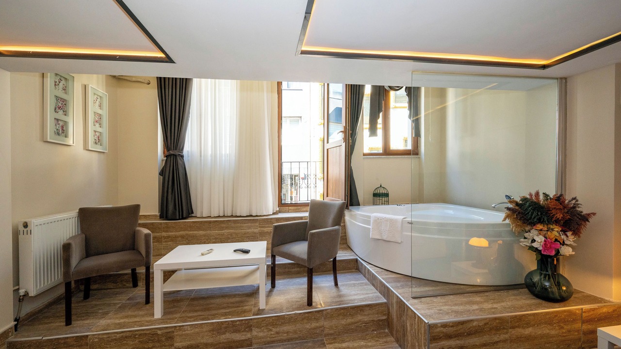 Photo of Bedroom in Osmanbey