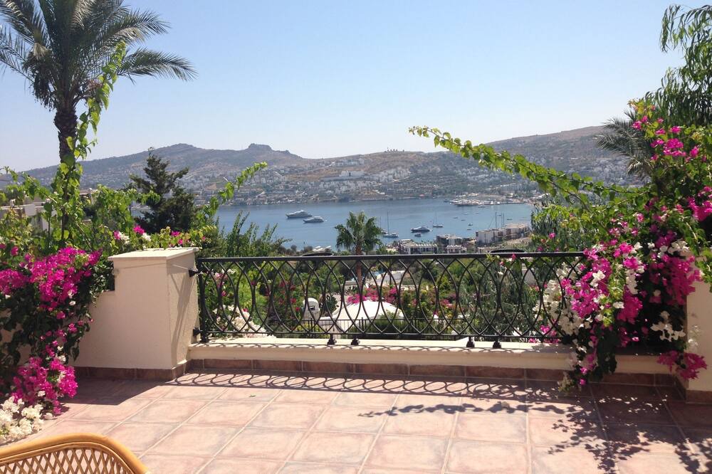 Photo of Patio Balcony in Gundogan