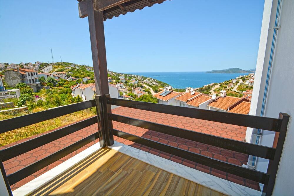 Photo of Patio Balcony in Bogazici