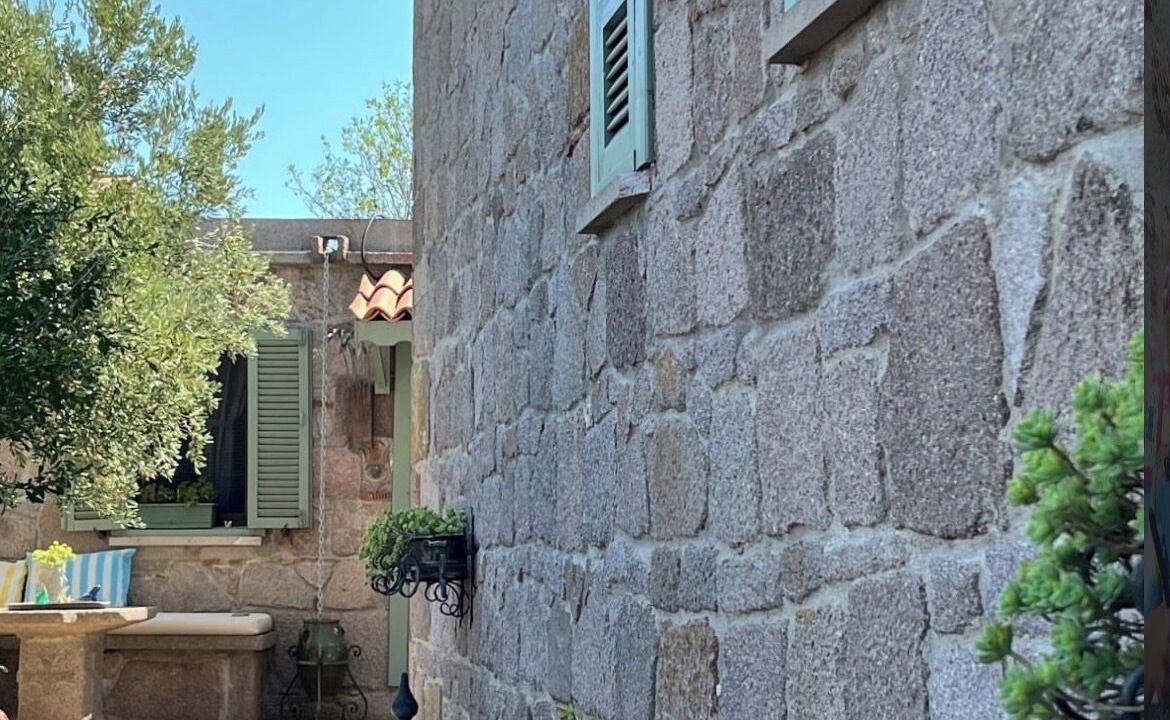 Photo of Outdoor in Behram