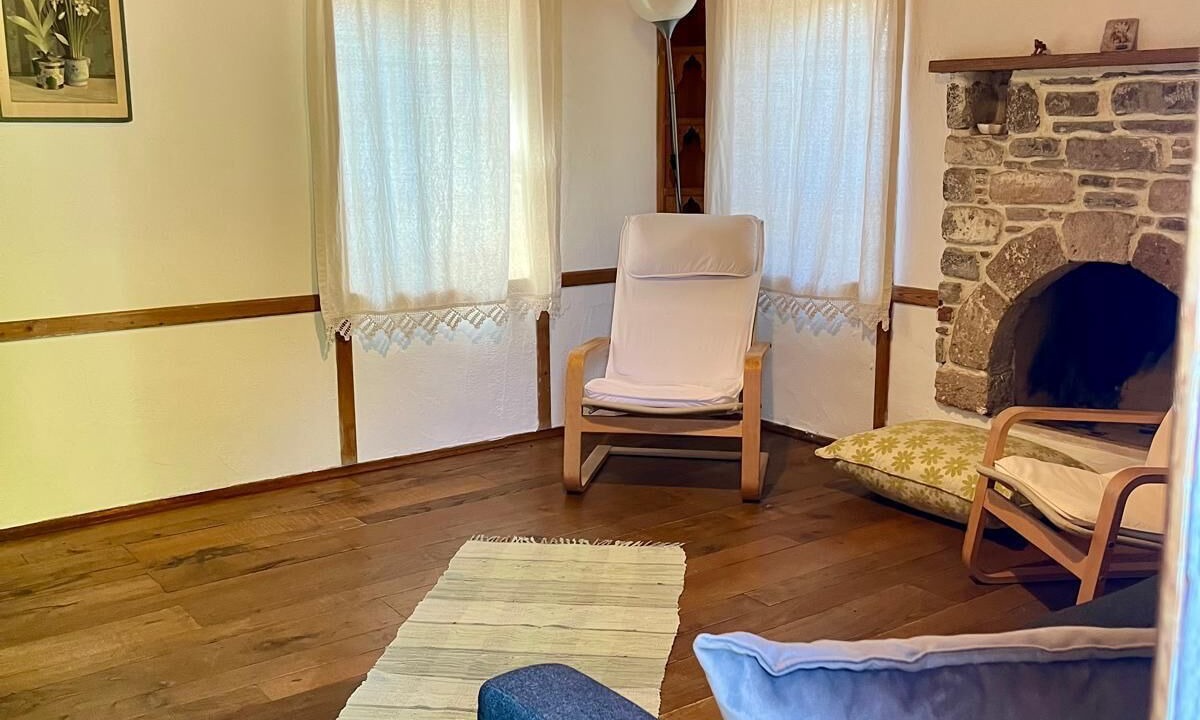 Photo of Livingroom in Old Datca