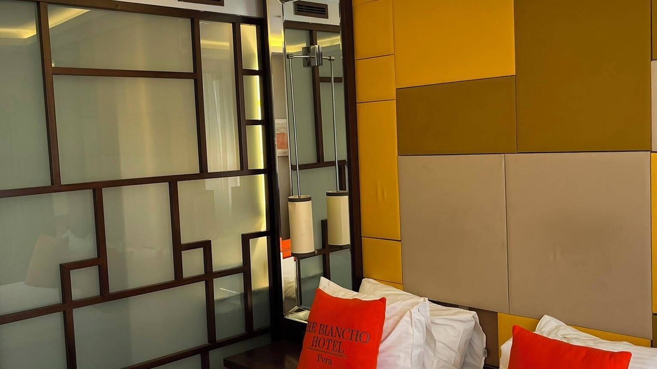 Photo of Bedroom in Galata
