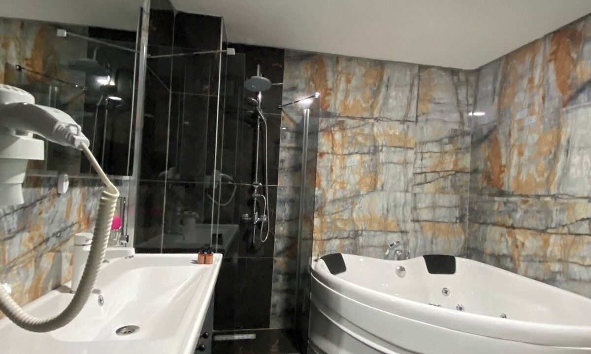 Photo of Bathroom in Moda