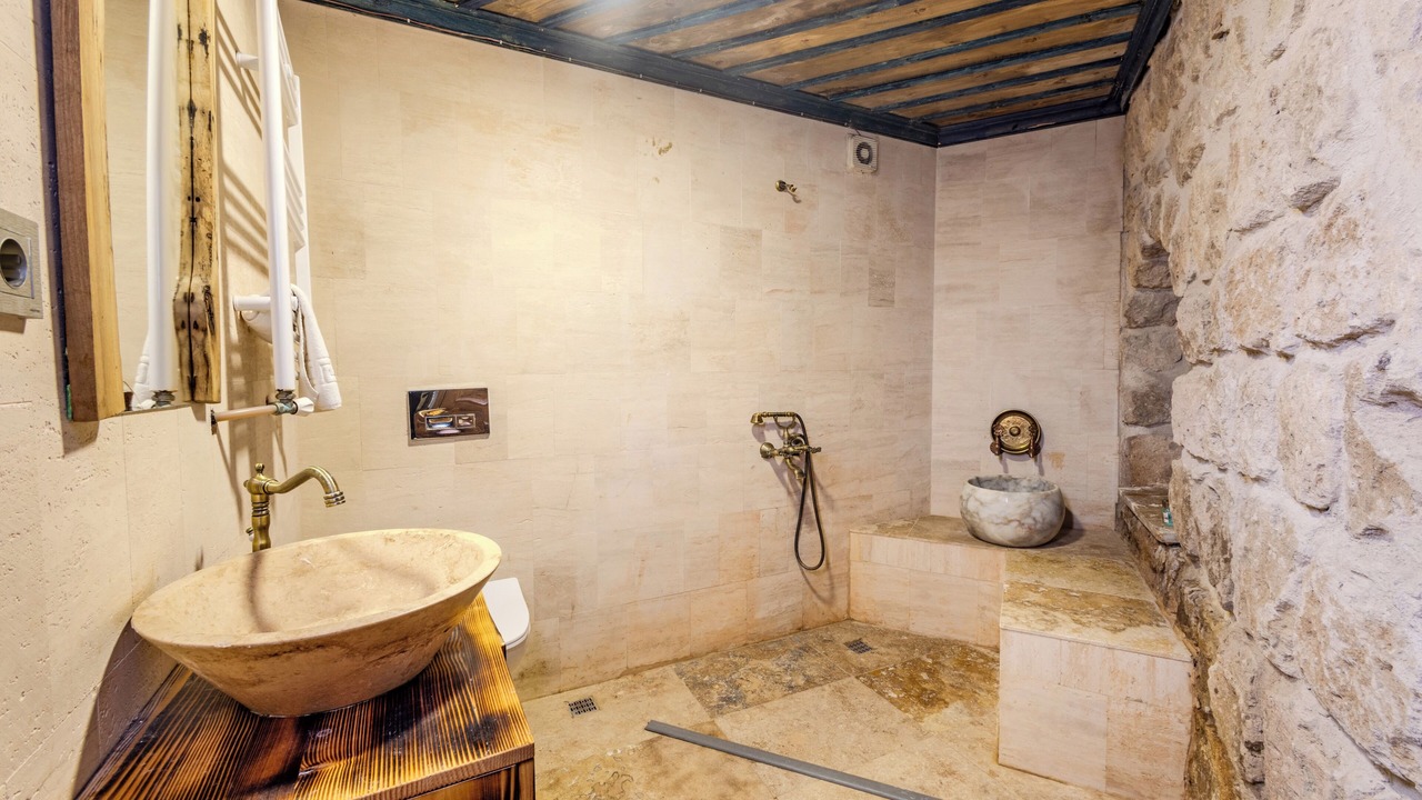 Photo of Bathroom in Nar