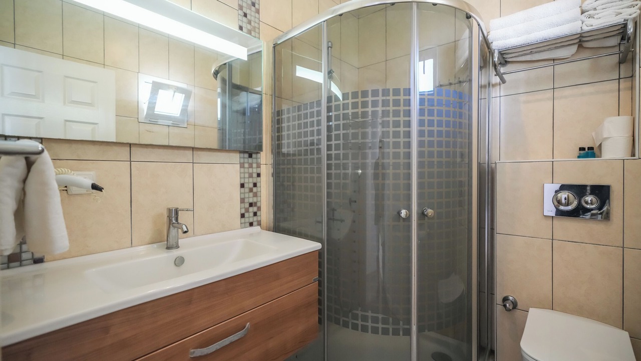 Photo of Bathroom in Golturkbuku