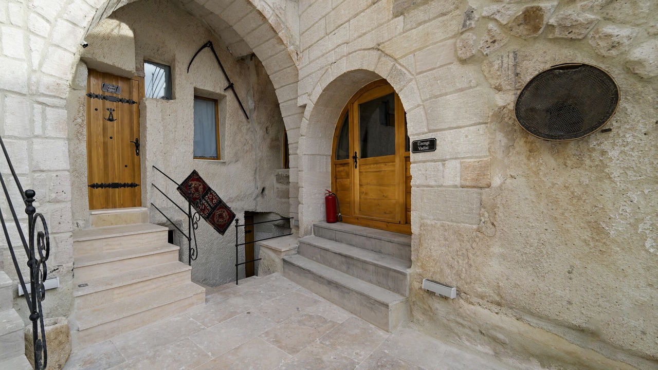 Photo of Outdoor in Nar