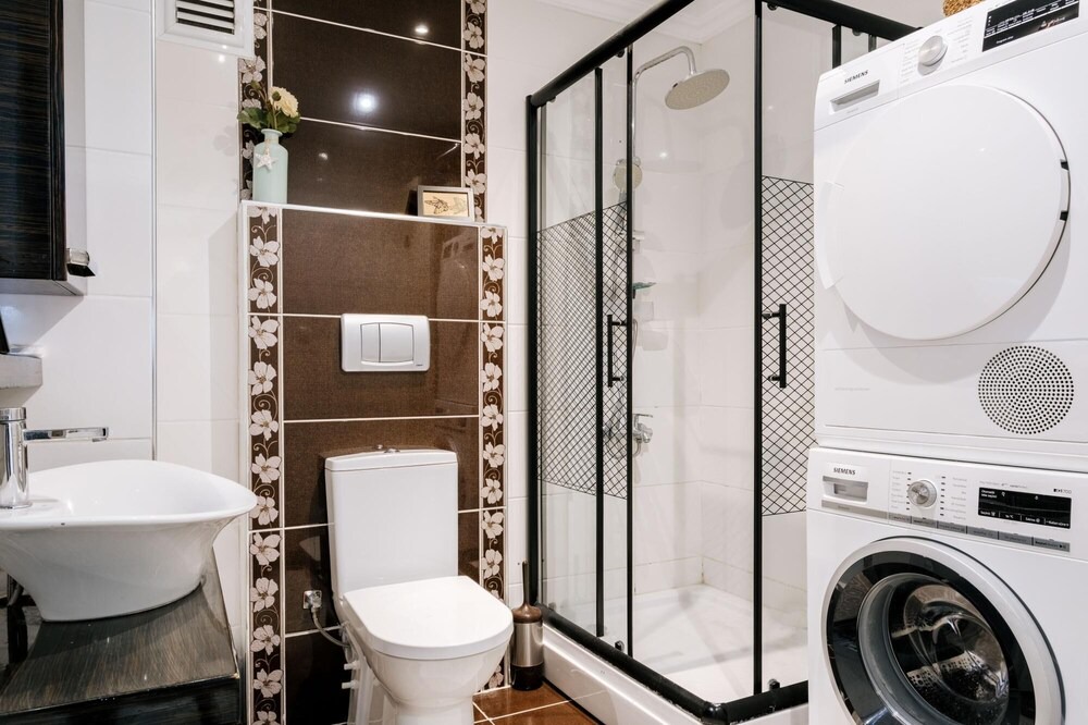 Photo of Bathroom in Kadikoy