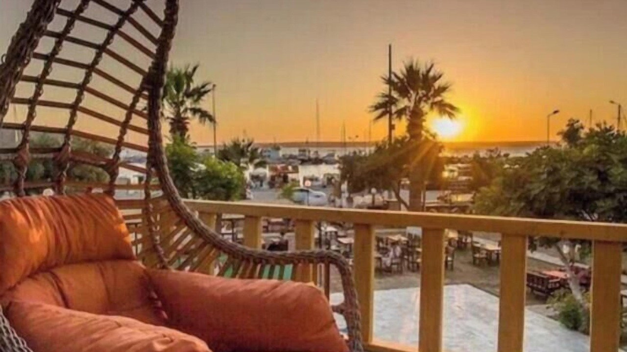 Photo of Patio Balcony in Akbuk