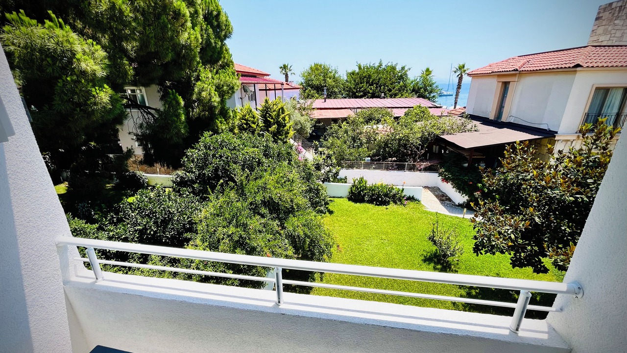Photo of Patio Balcony in Oren