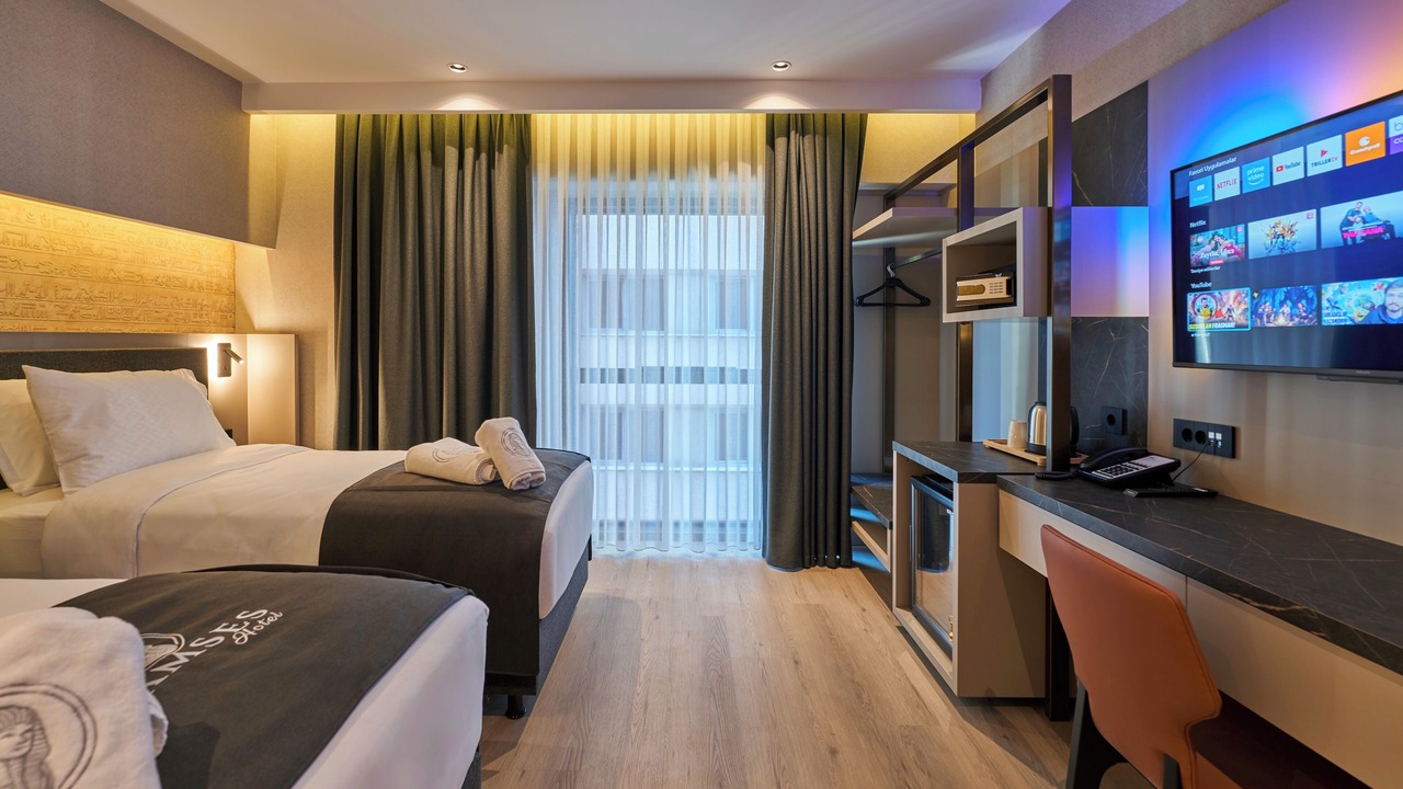 Photo of Bedroom in Izmir City Centre
