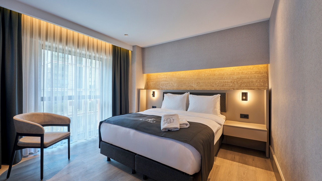 Photo of Bedroom in Izmir City Centre