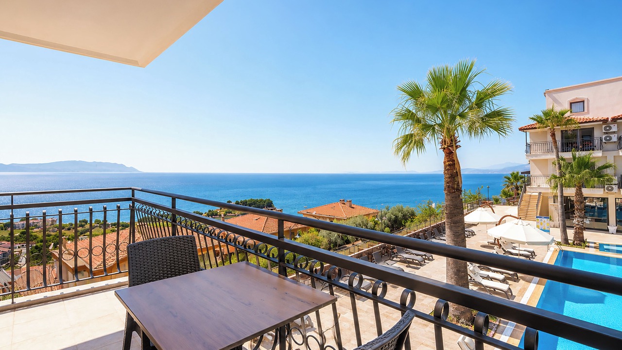 Photo of Patio Balcony in Kusadasi