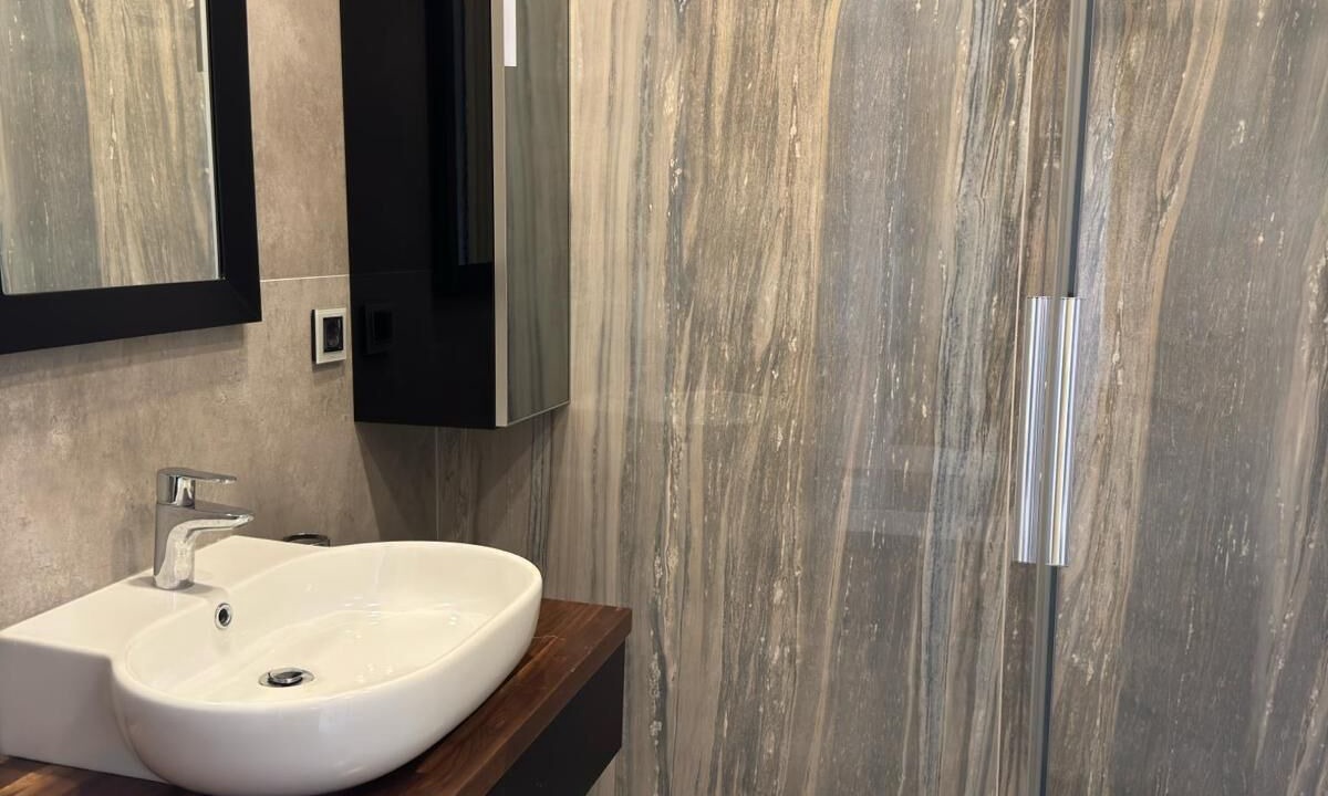 Photo of Bathroom in Geris