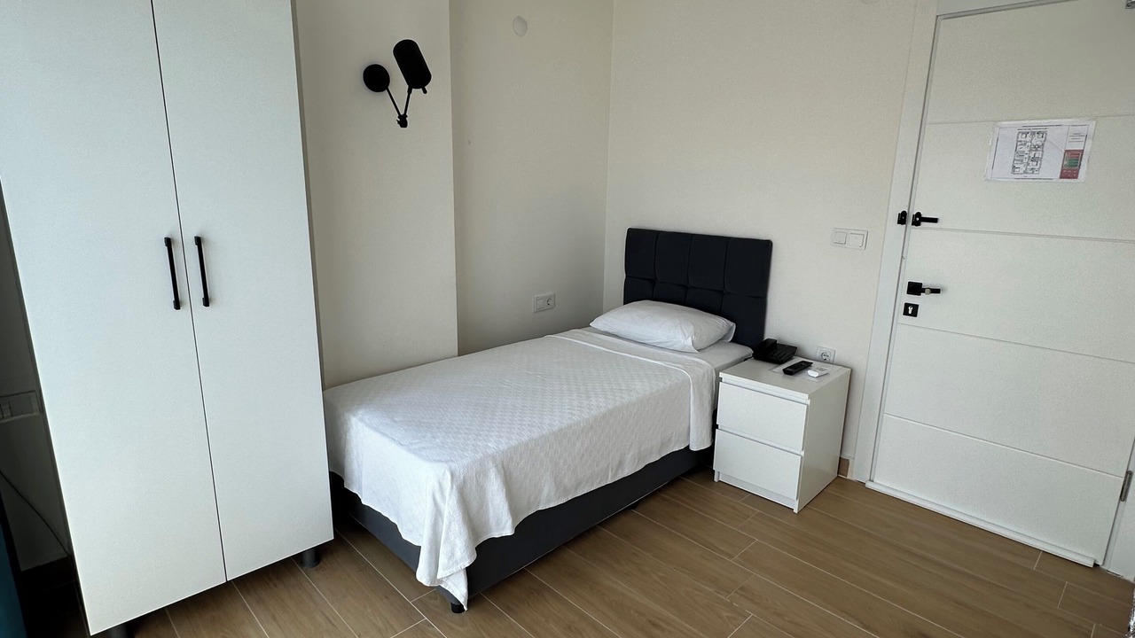 Photo of Bedroom in Ezine