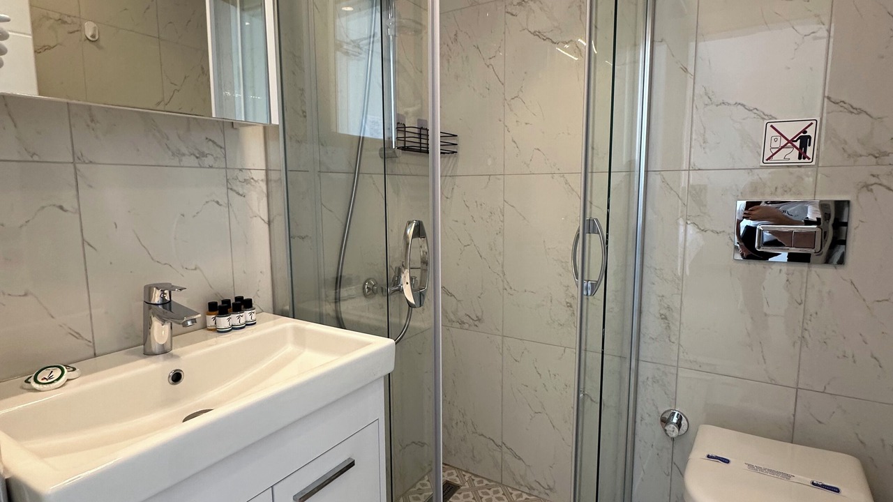 Photo of Bathroom in Ezine