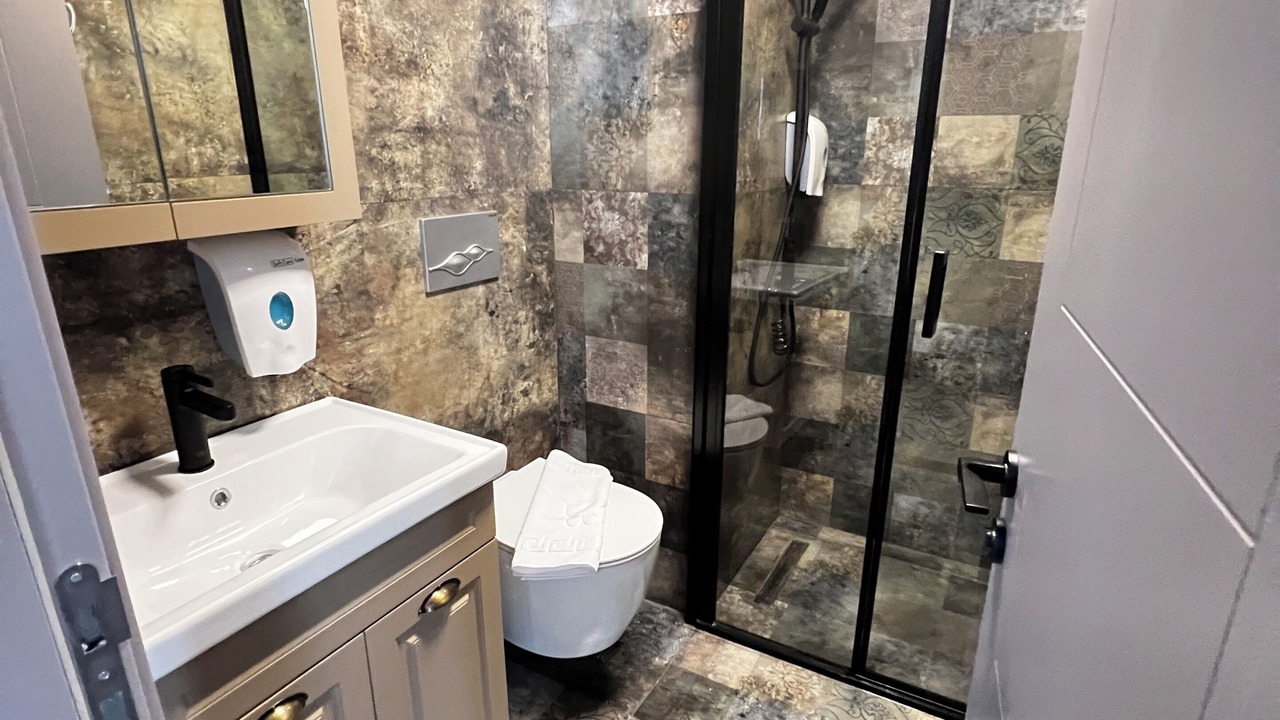 Photo of Bathroom in Eski Lara