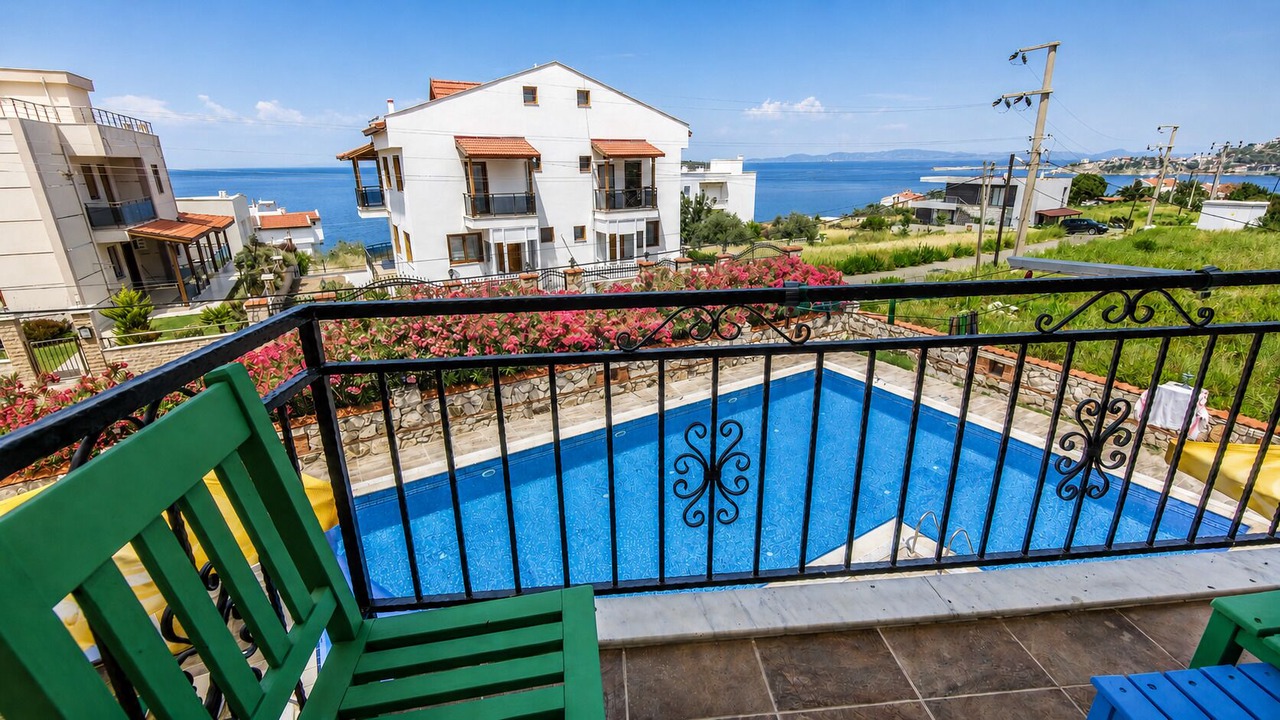 Photo of Bedroom in Karaburun