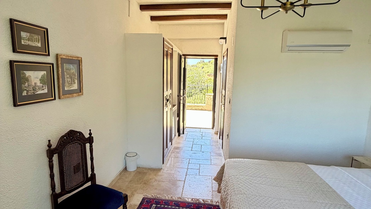 Photo of Bedroom in Gullubahce