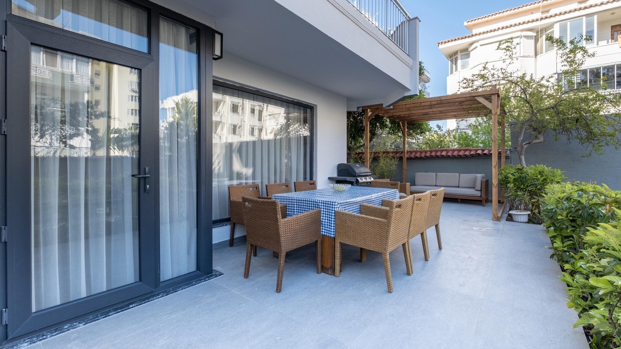Photo of Patio Balcony in Lara