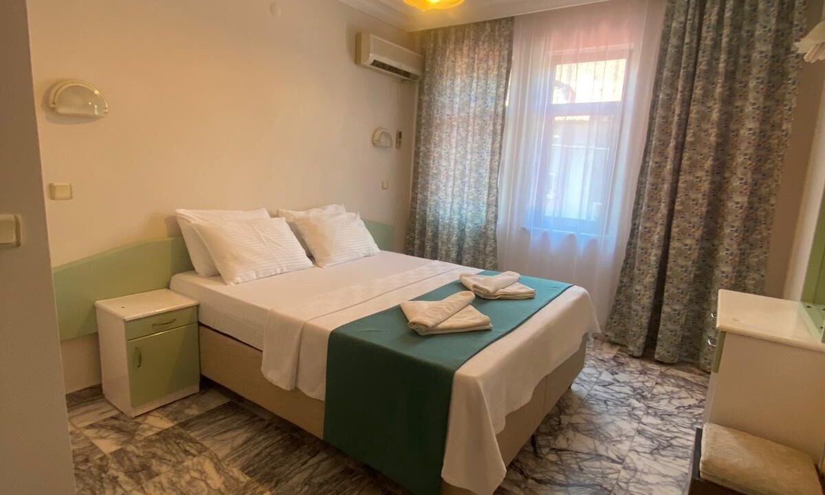 Photo of Bedroom in Icmeler