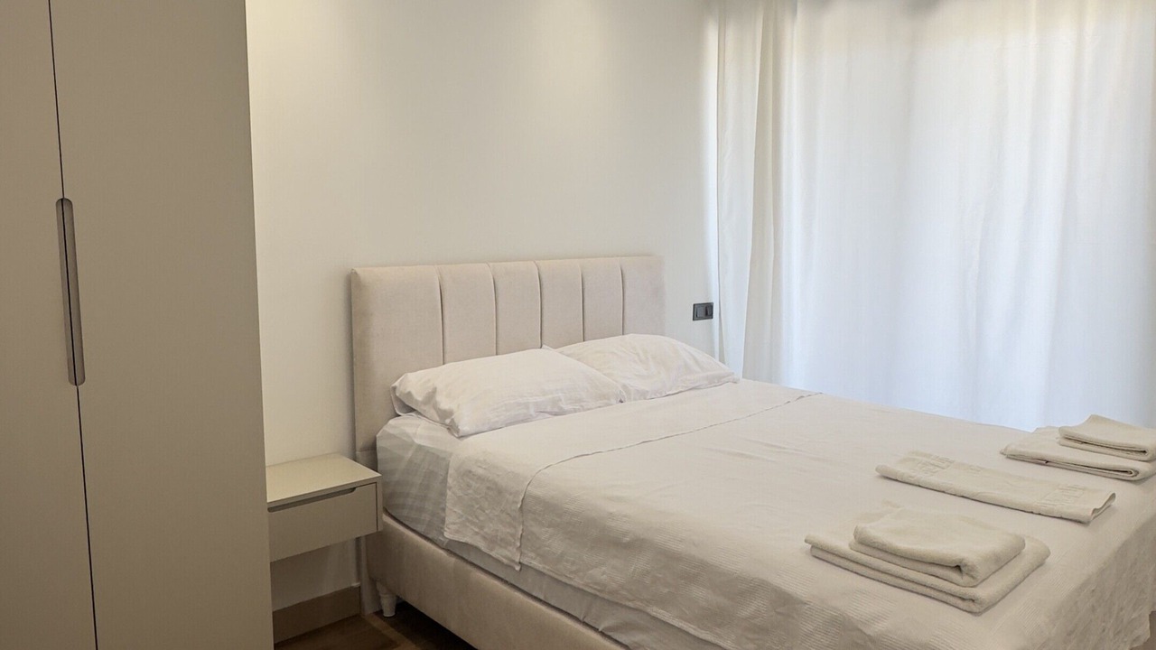 Photo of Bedroom in Side