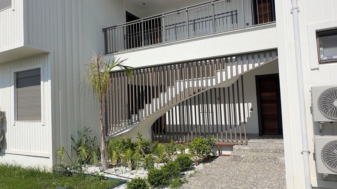 Photo of Outdoor in Side