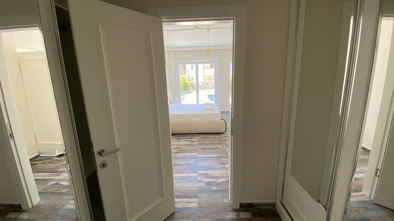 Photo of Bedroom in Geris