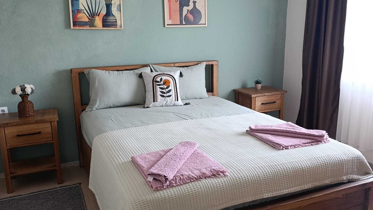 Photo of Bedroom in Behram