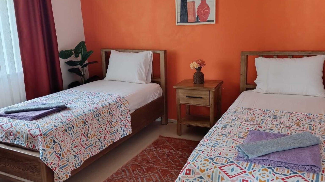 Photo of Bedroom in Behram