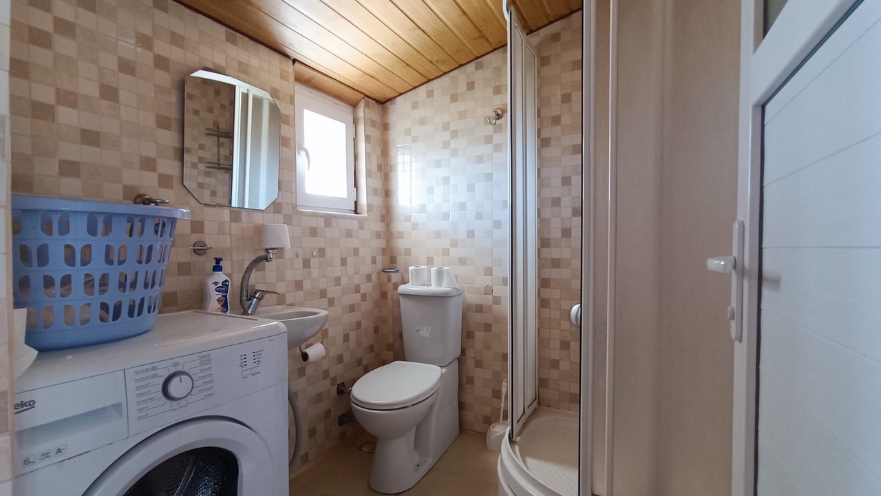 Photo of Bathroom in Side