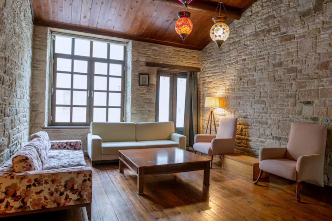 Photo of Livingroom in Yenifoca