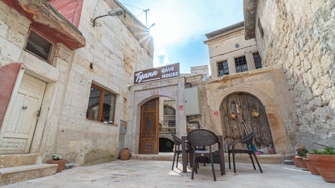 Photo of Outdoor in Nar