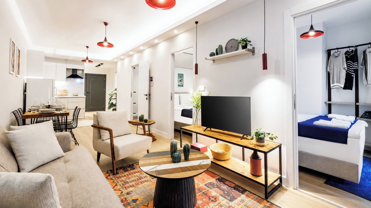 Photo of Others in Cihangir
