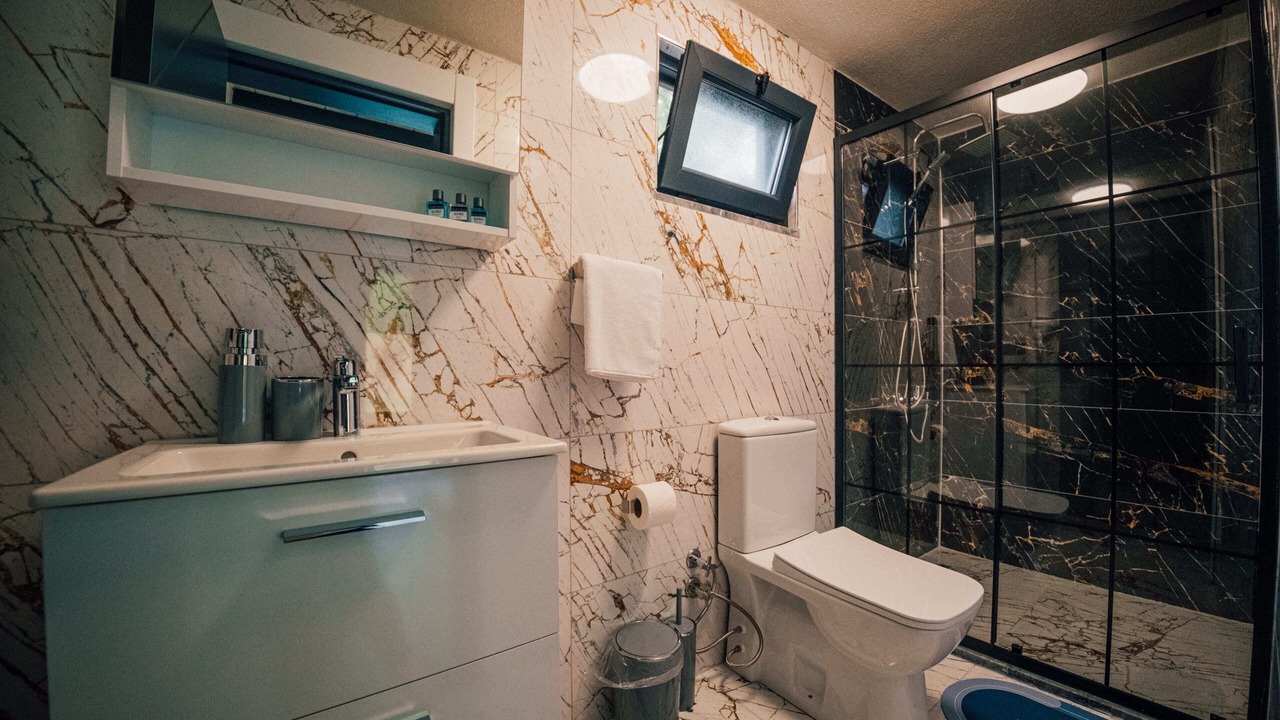 Photo of Bathroom in Yanik