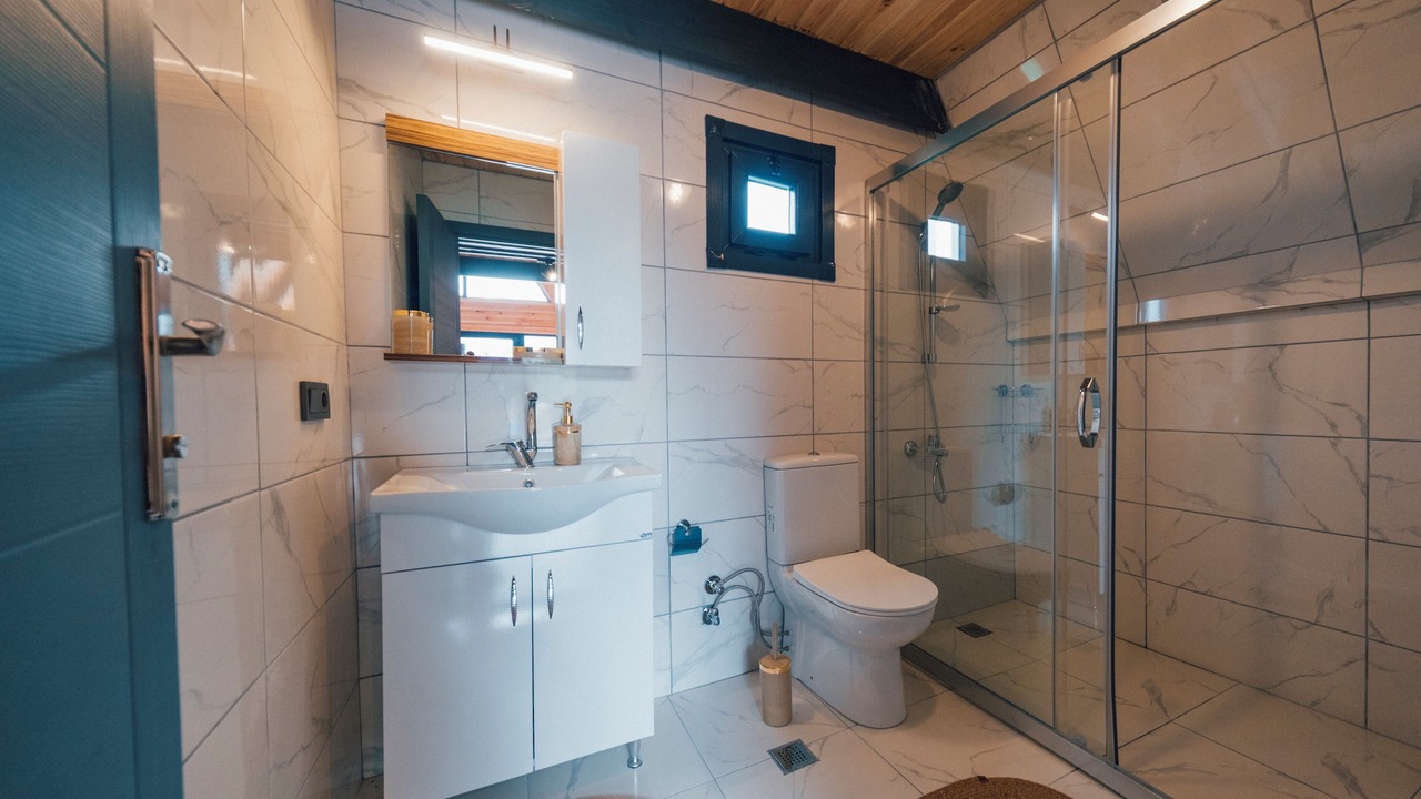 Photo of Bathroom in Yanik