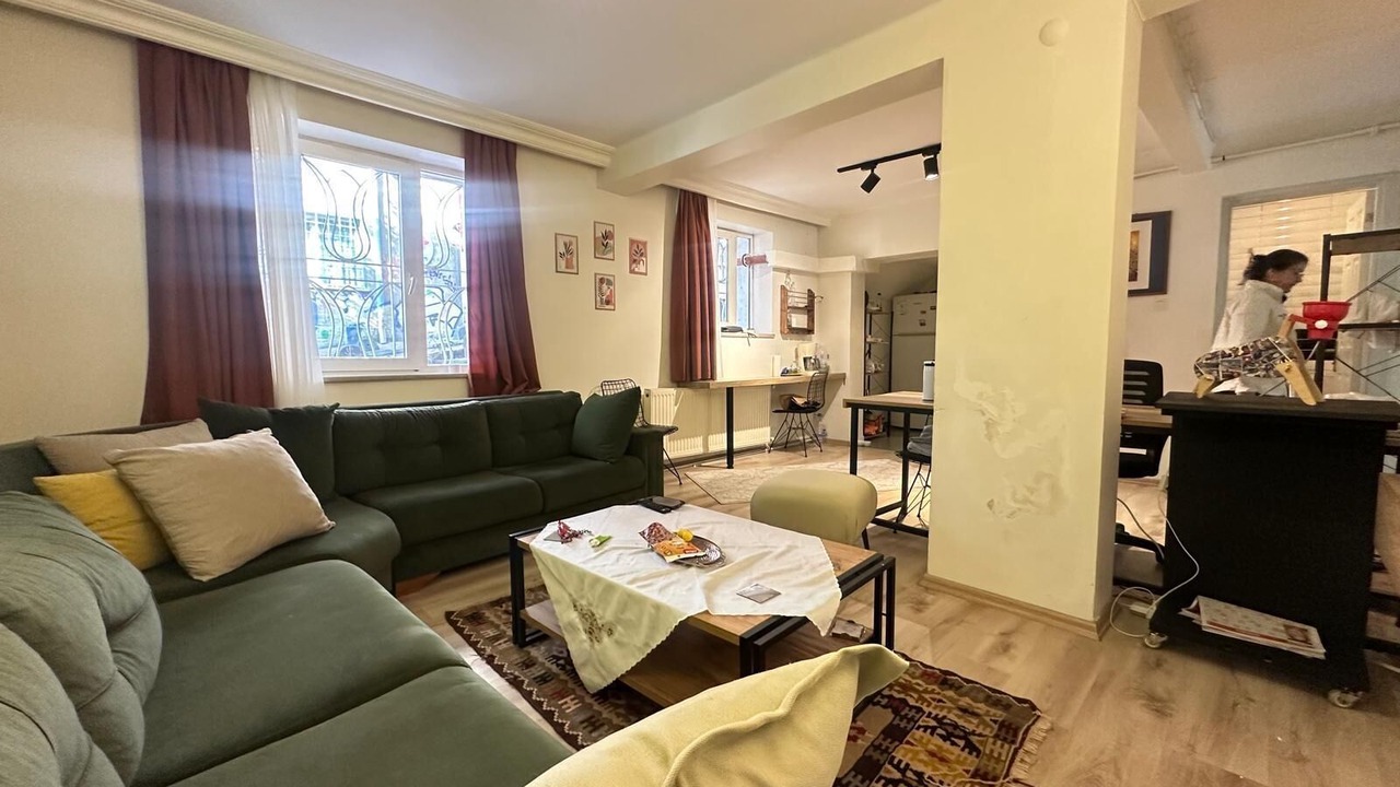 Photo of Livingroom in Cihangir
