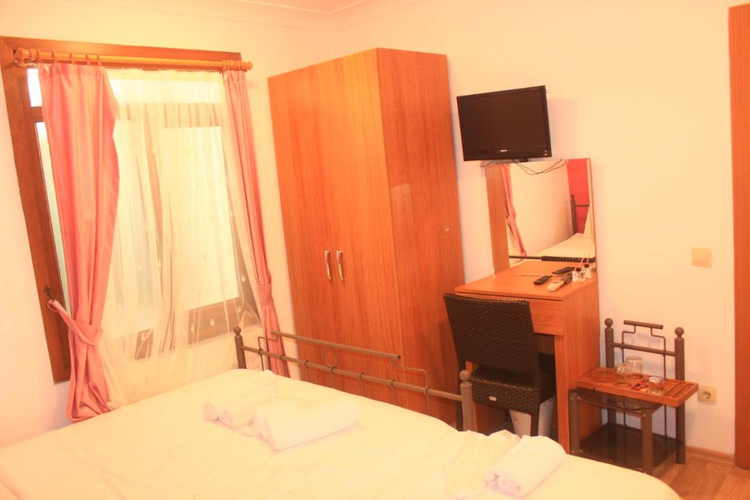 Photo of Bedroom in Adalar