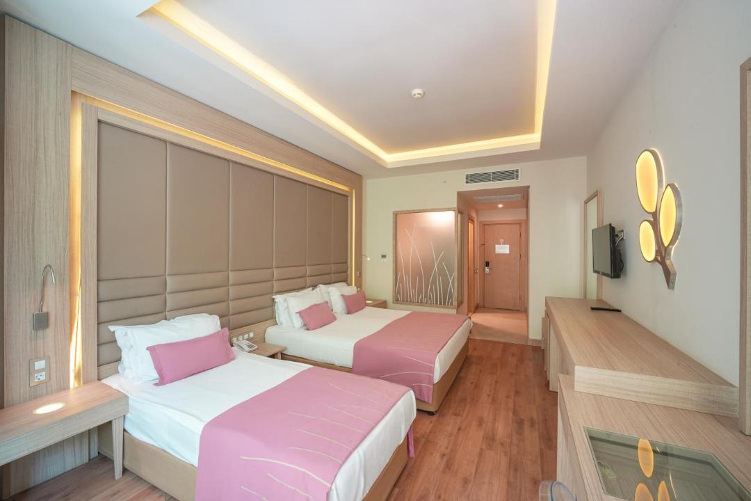 Photo of Bedroom in Icmeler