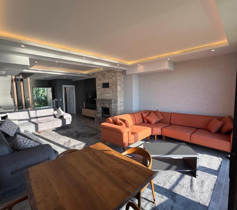 Photo of Livingroom in Of
