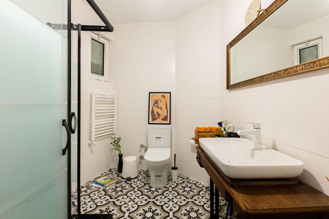 Photo of Bathroom in Cihangir
