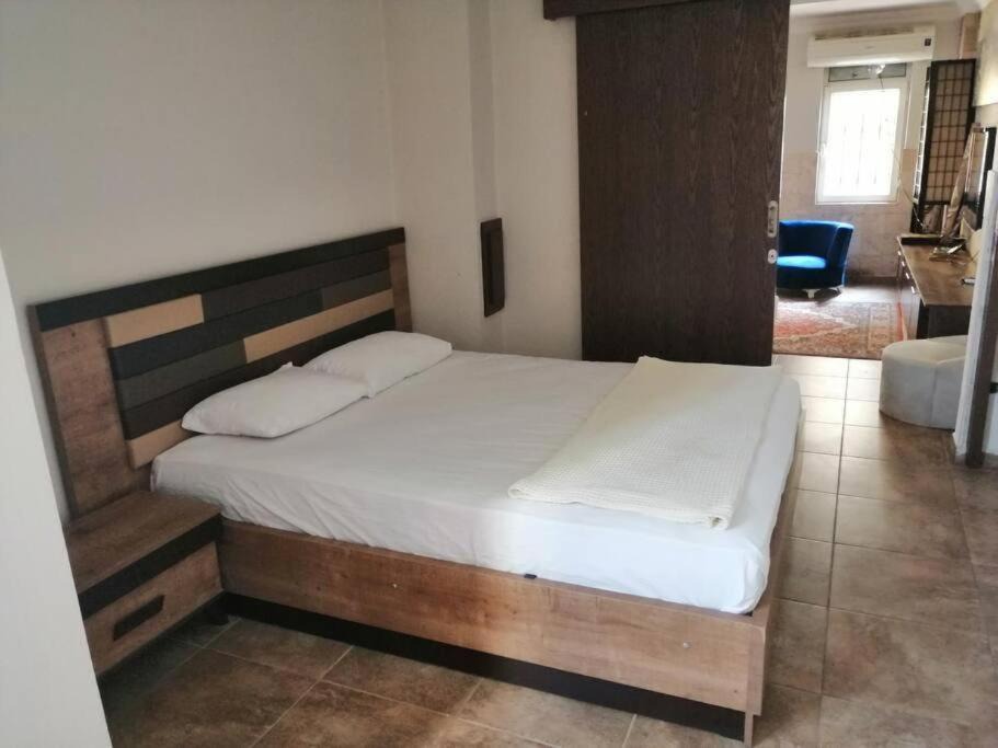 Photo of Bedroom in Side