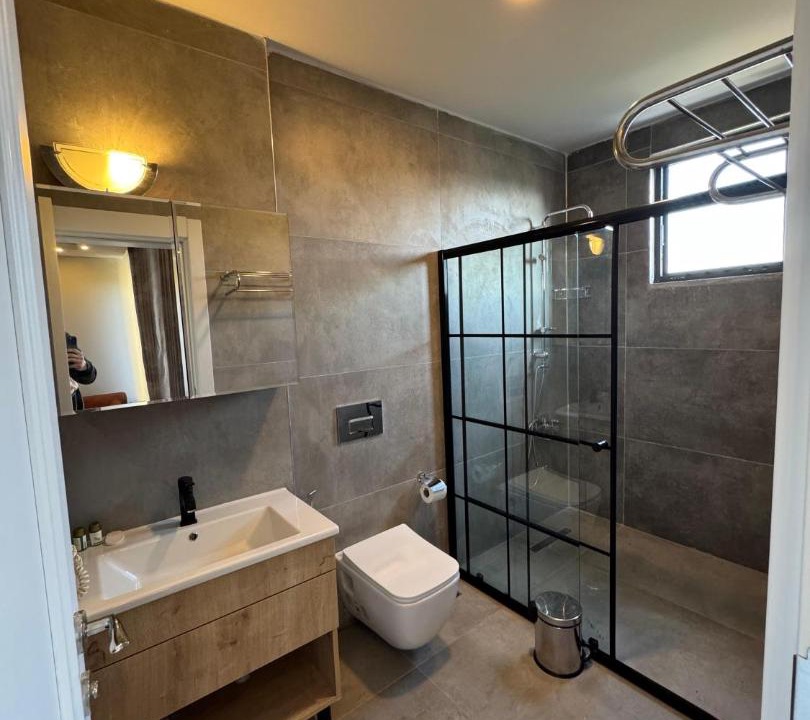Photo of Bathroom in Of