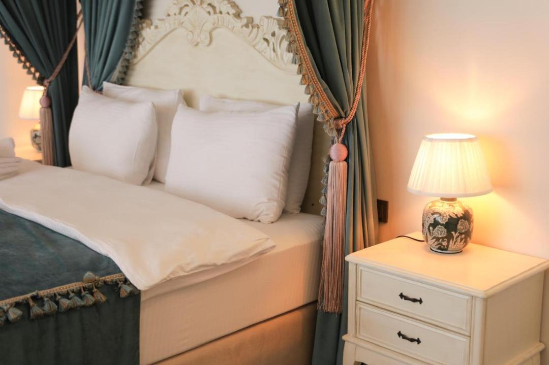 Photo of Others in Iznik
