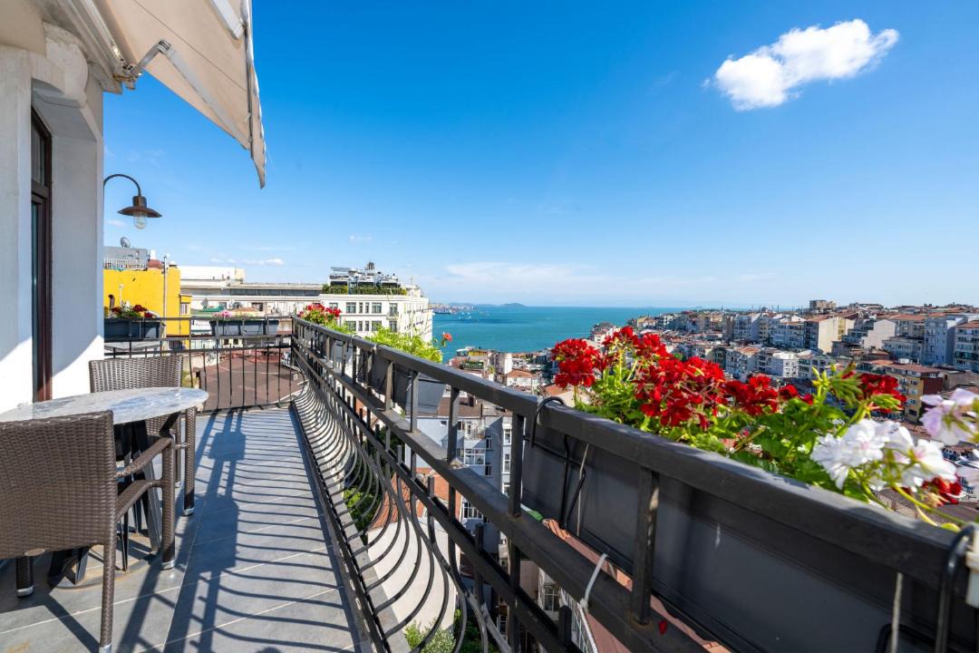 Photo of Patio Balcony in Gumussuyu Mahallesi