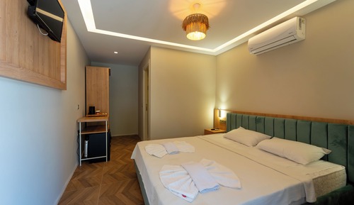 Economy Double or Twin Room