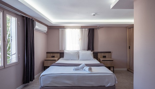 Economy Room, Beachfront