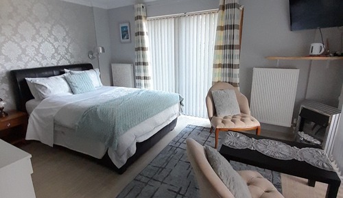 Deluxe Room, 1 Queen Bed