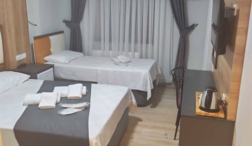 Economy Room